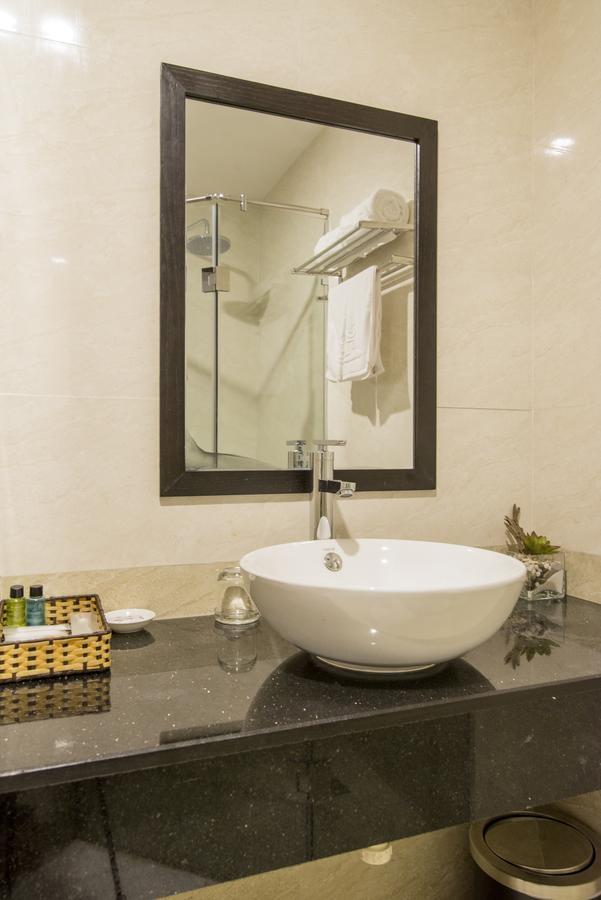 Dana Marina Boutique Hotel Da Nang Exterior foto
